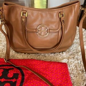 Tan Tory Burch handbag